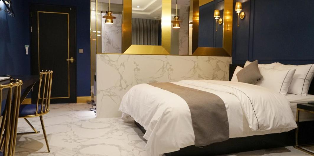 יונגין Astro Hotel מראה חיצוני תמונה